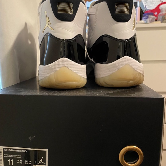 Jordan 11s Gratitude 2023 - Picture 3 of 5
